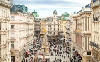Aussicht vom Bürogebäude auf die Innenstadt von Wien 1010
